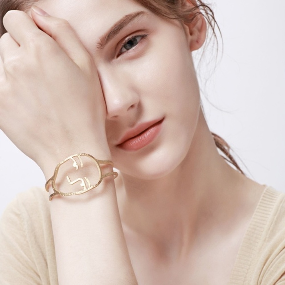 Abstract Minimalist Face Art Bracelet Cuff - Picture 2 of 8